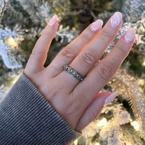 Marcasite Stones Filigree Design Band